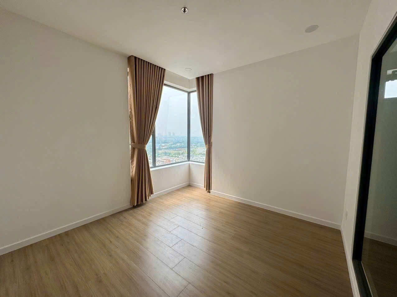 Bán căn hộ MT Eastmark City | 2PN 2WC